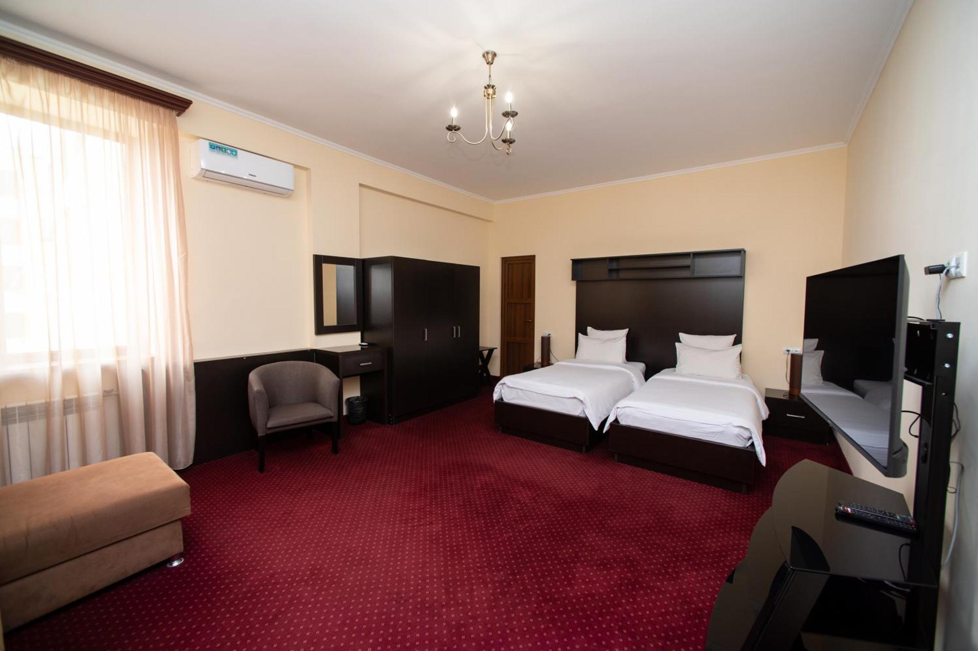 14 Floor Hotel Jerevan Pokoj fotografie